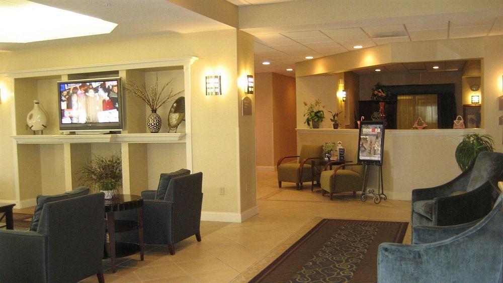 Holiday Inn Express Hotel & Suites Clearwater Us 19 North By Ihg Inreriör bild