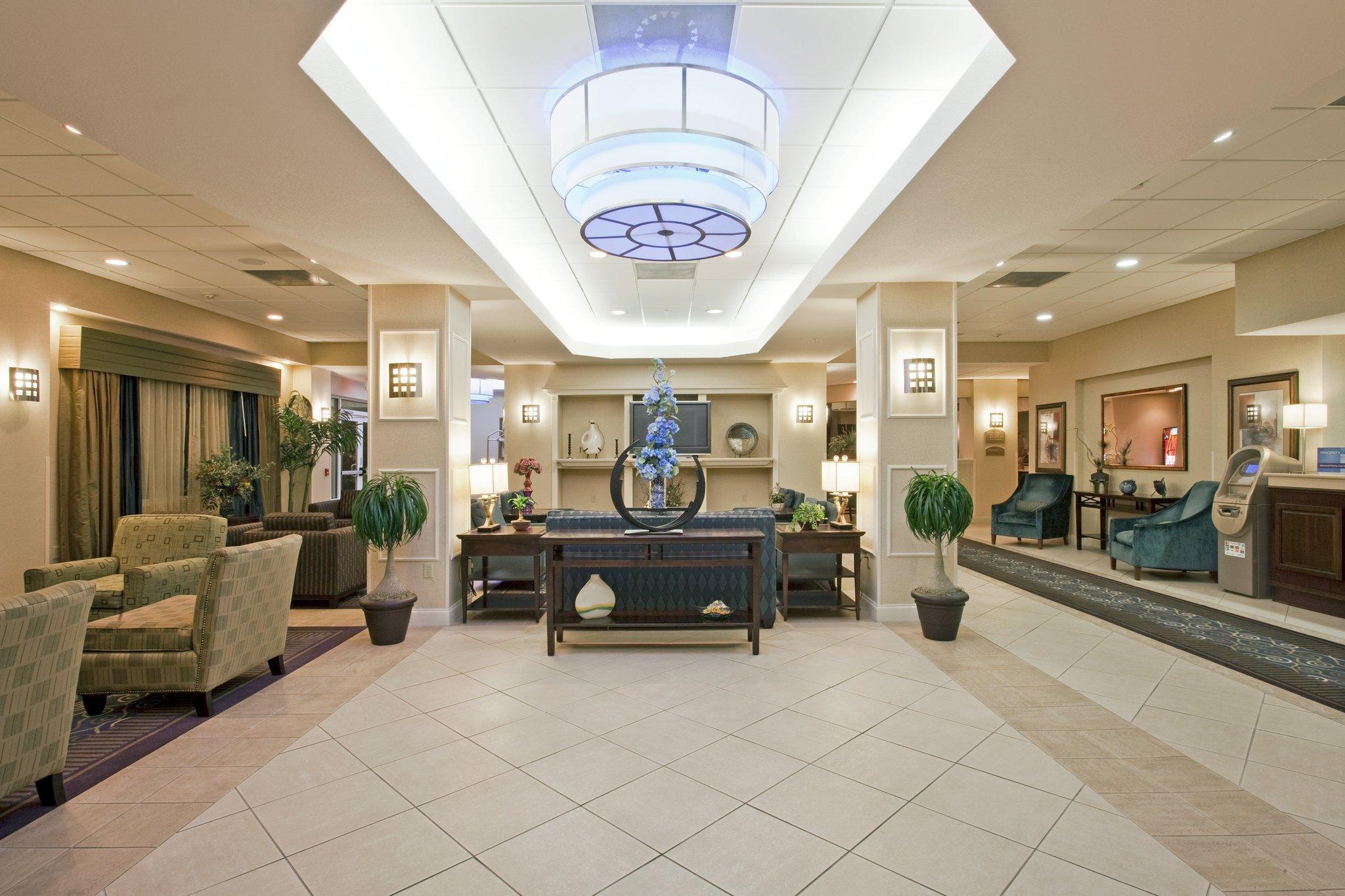 Holiday Inn Express Hotel & Suites Clearwater Us 19 North By Ihg Exteriör bild