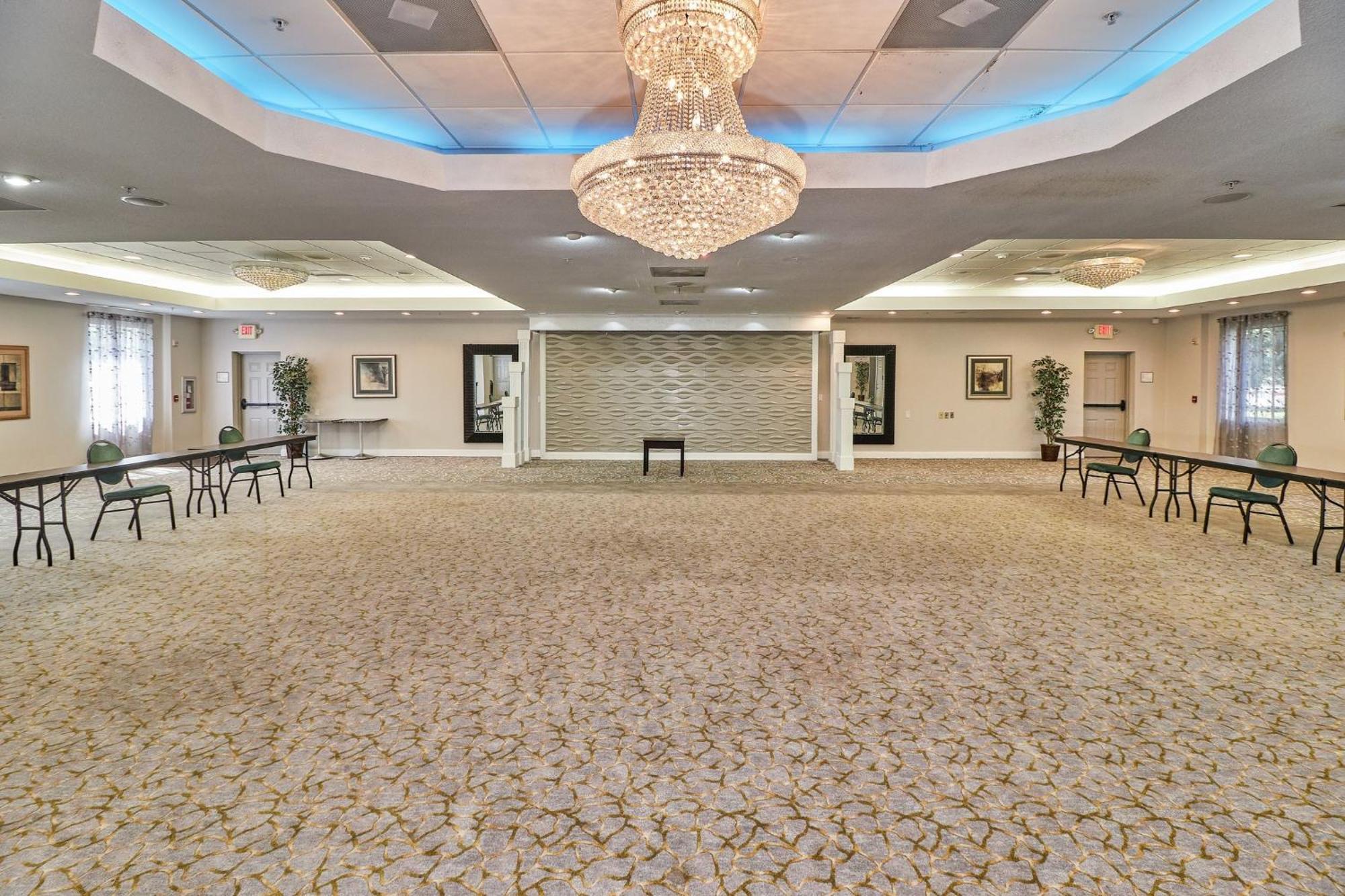 Holiday Inn Express Hotel & Suites Clearwater Us 19 North By Ihg Exteriör bild